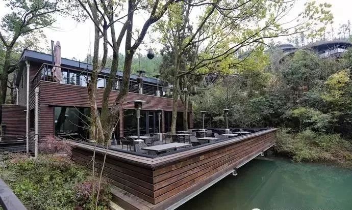 写文章从裸心乡到裸心谷,深度解读中国野奢度假头牌项目:裸心谷