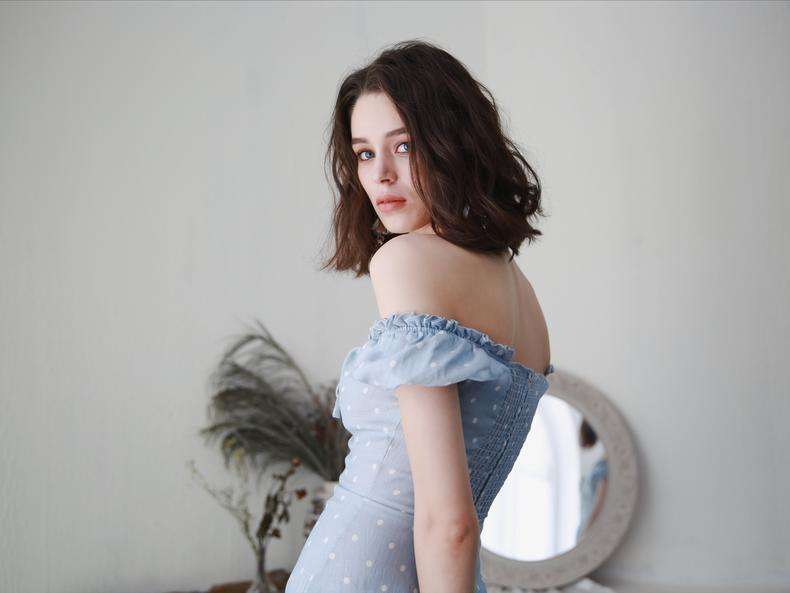 什么刘海既显脸小还能遮住额头,几种显脸小的发型你知道吗