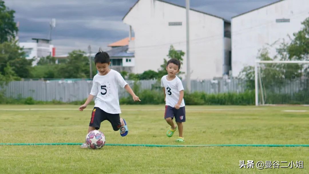 四川妹子「隐居」泰国华欣,入住6000万海滨别墅,租金却超便宜
