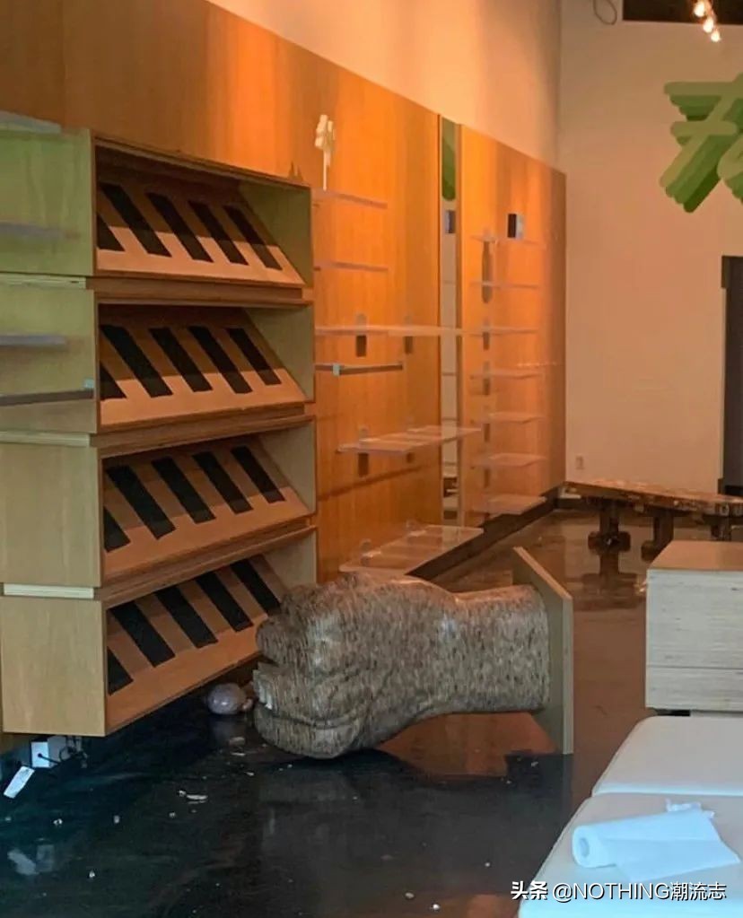 美国为什么喜欢抢潮牌,美国暴徒抢劫