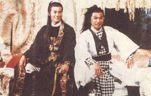 周星驰和吴孟达落荒而逃,吴孟达周星驰投资