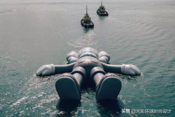 优衣库kaws疯抢官方回应,kaws优衣库被哄抢