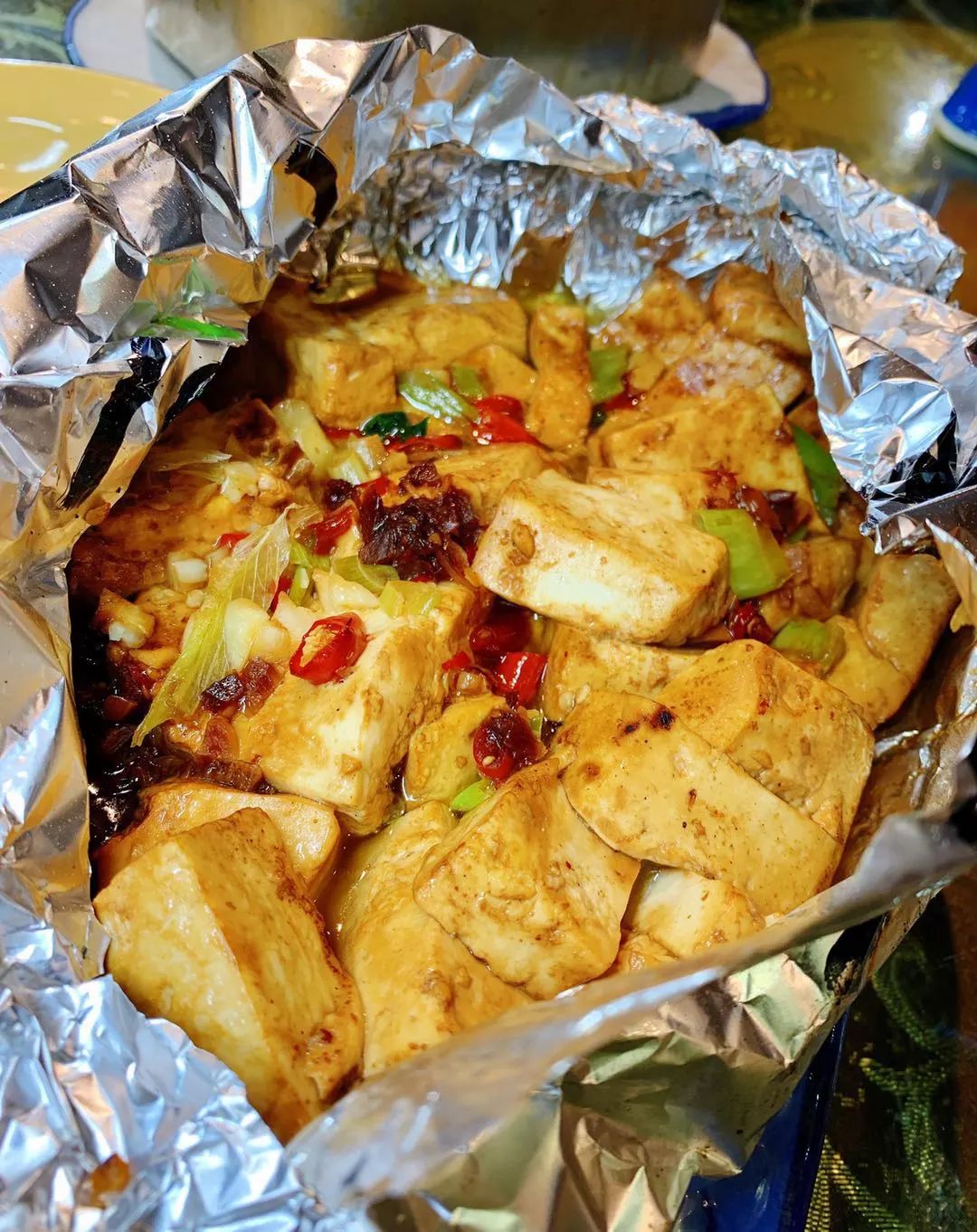 炭火烧公鸡哪家好吃,特色土窑烧公鸡