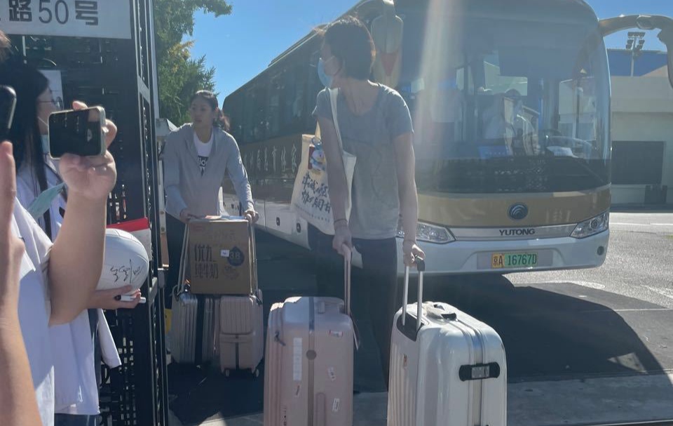 郎平回来时,郎平回家执教