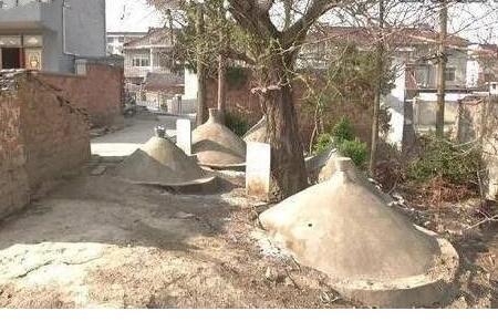 农村坟墓与房屋距离,农村建房旁边有祖坟怎么办