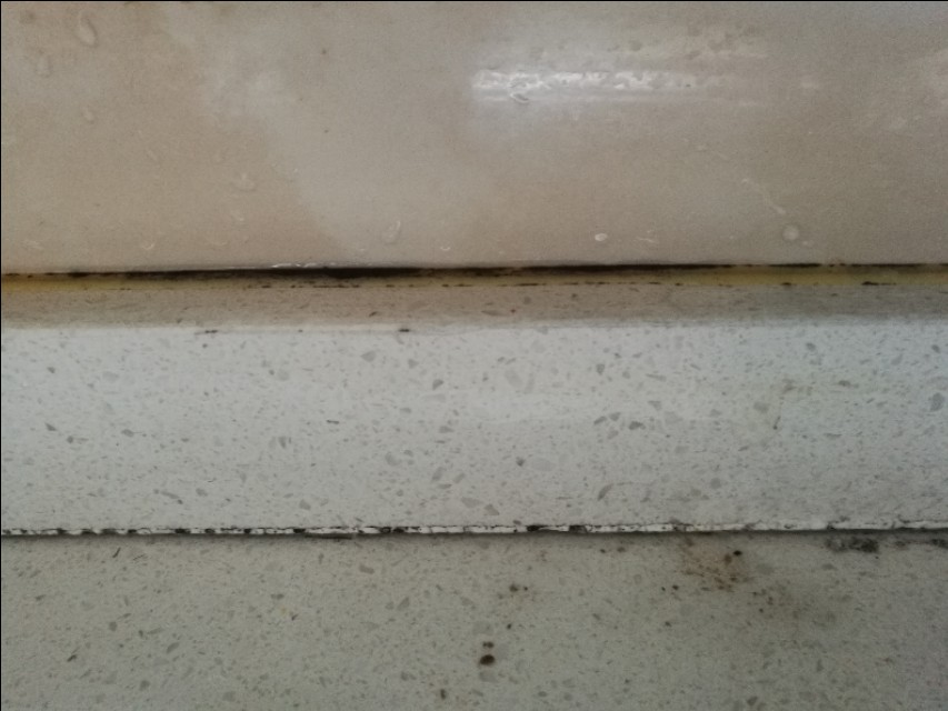 水池边玻璃胶里发霉发黑怎么处理,洗手池的玻璃胶发霉发黑