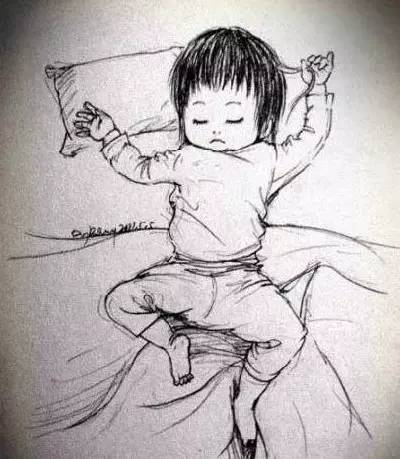 宝宝半夜突然大叫怎么回事,5个月宝宝半夜大声哭闹