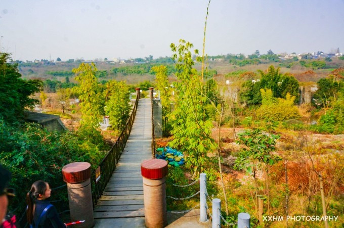 成都本地人去的最好吃的美食,中国姑娘吃成都美食