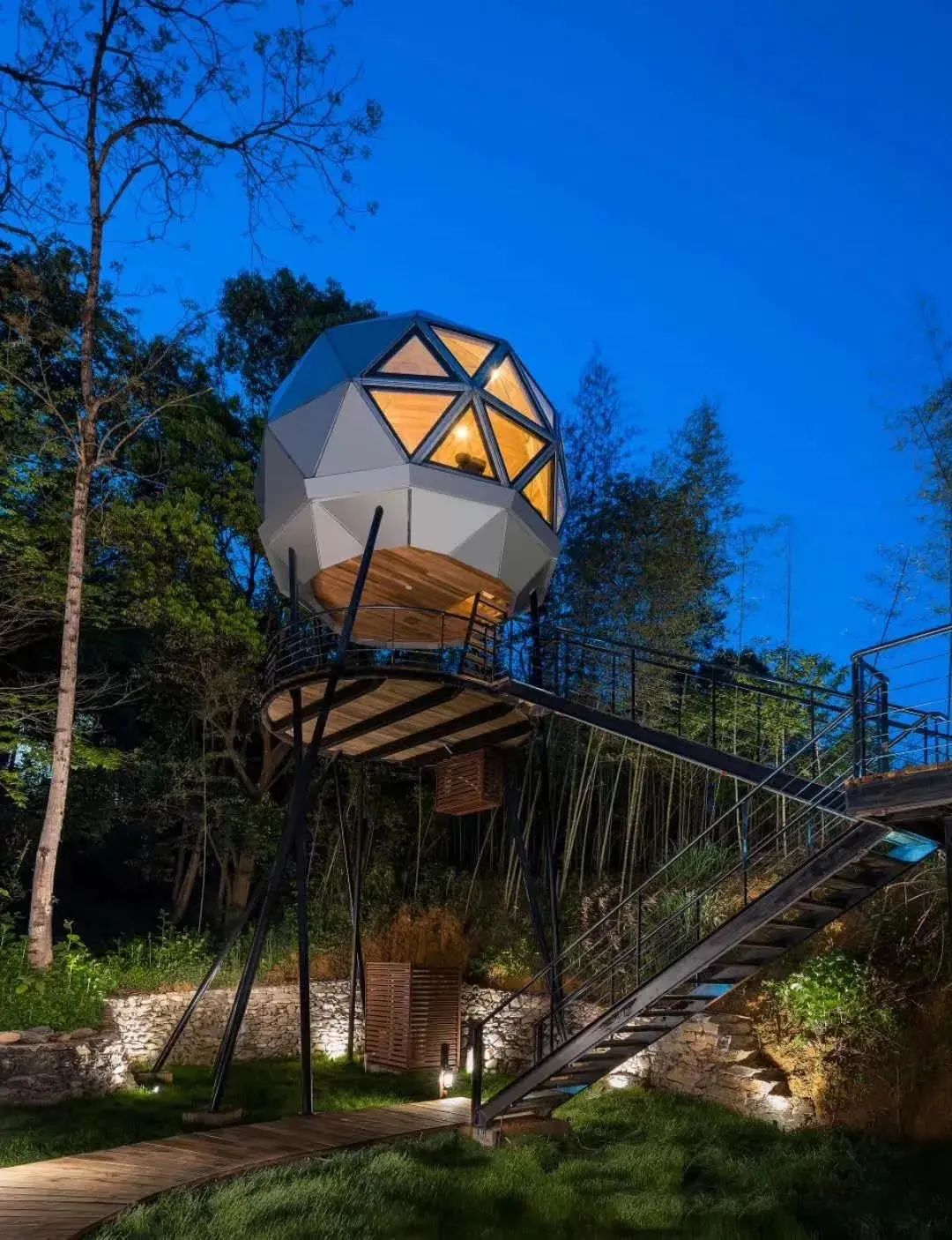 贵州悬崖民宿排行榜前十名,贵州江口梵净山云溪小筑民宿