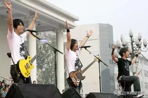 在摇滚圈里总被鄙视的五月天,被摇滚圈鄙视的五月天