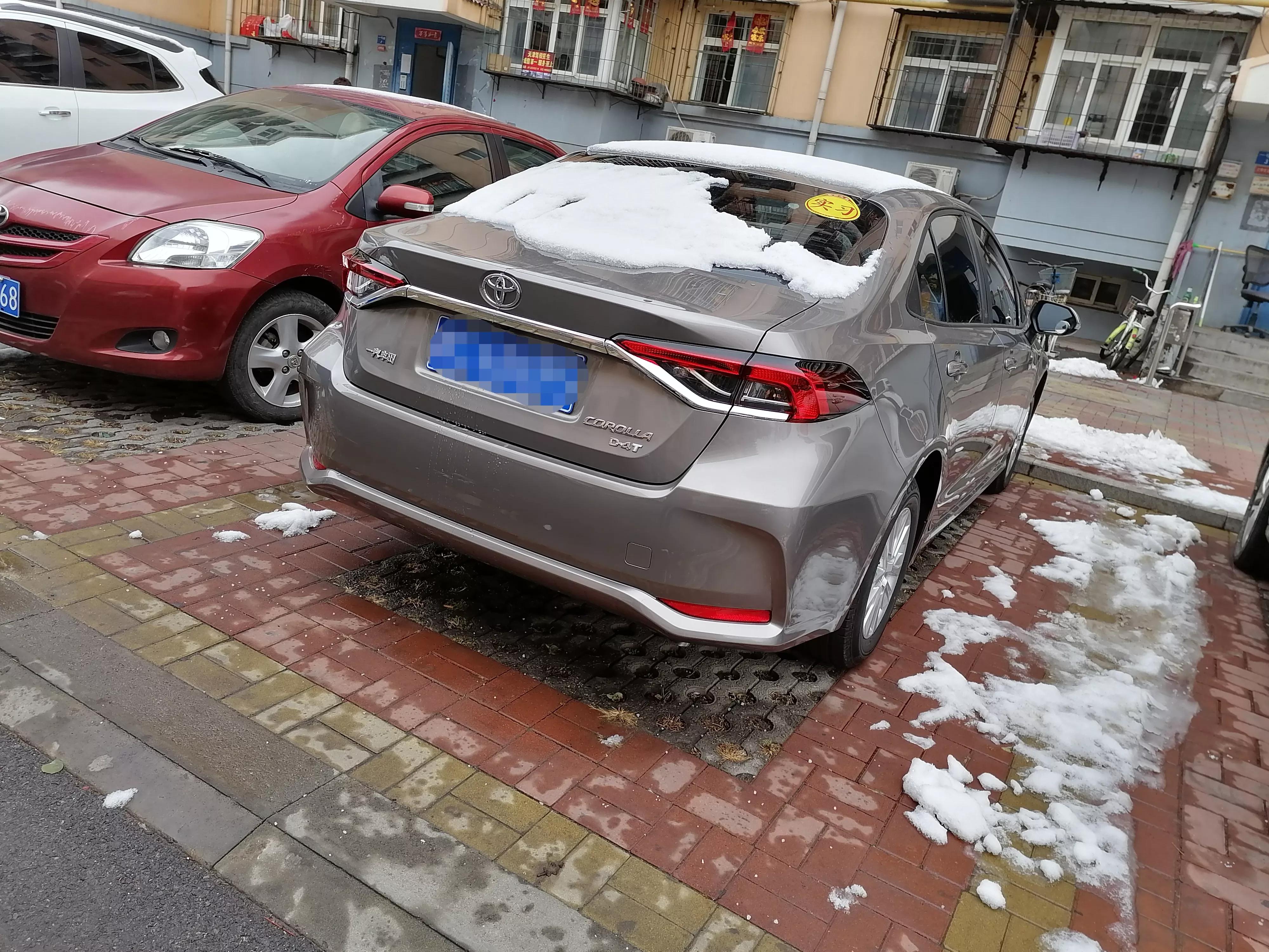 丰田卡罗拉1.8l双擎混动口碑如何,丰田卡罗拉油电混合车口碑