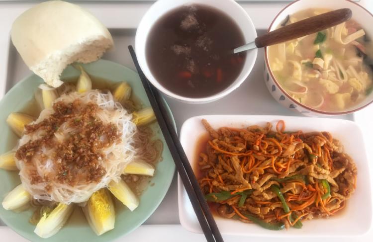 作为一枚妊糖高产妇，月子里这样吃，吃出心得，记录一下菜谱