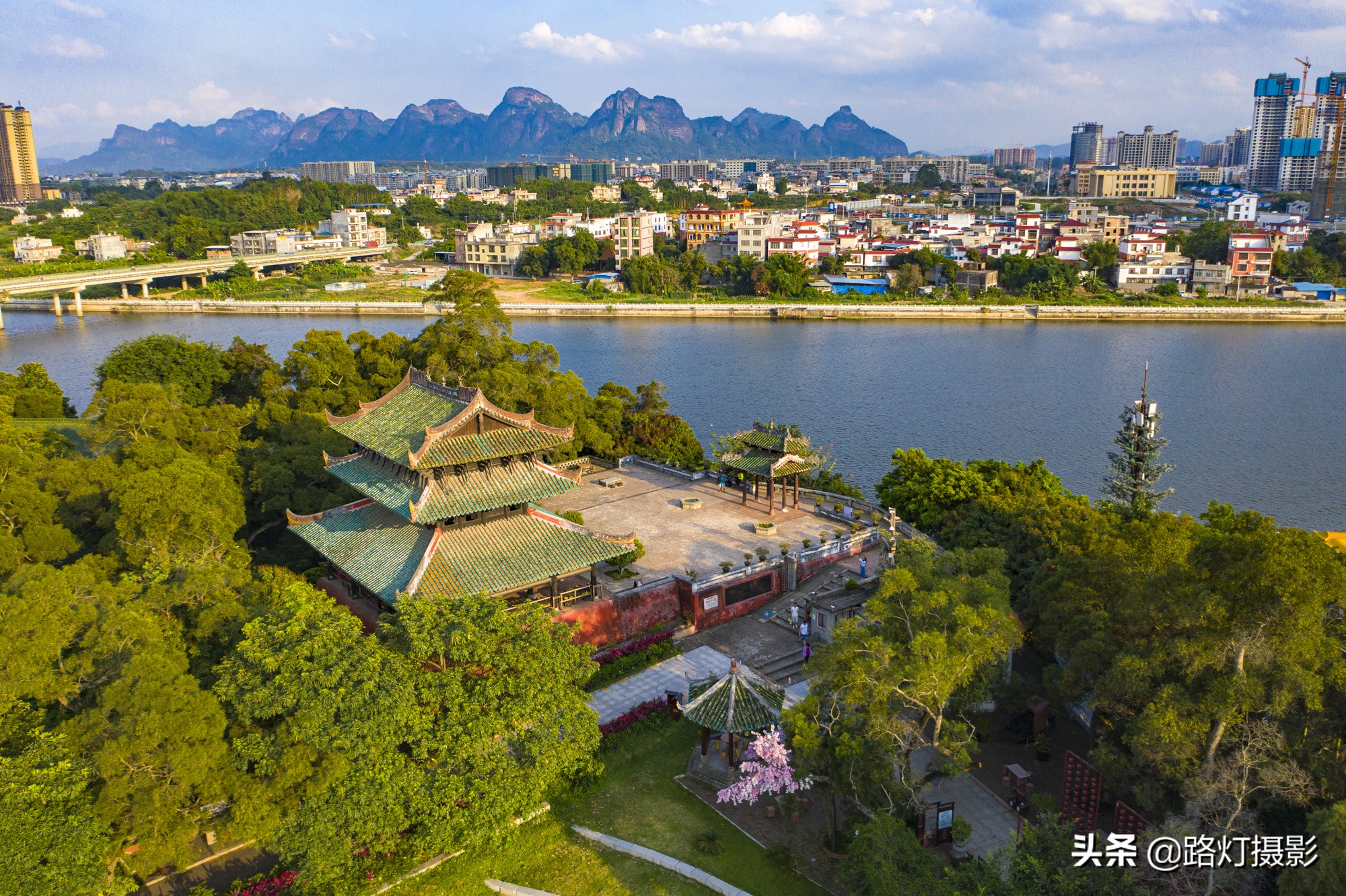 沿海地区富的原因,沿海富裕的省份