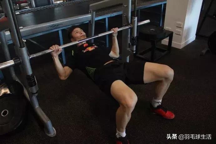 高远球易犯错误,高远球易犯错误及纠正方法