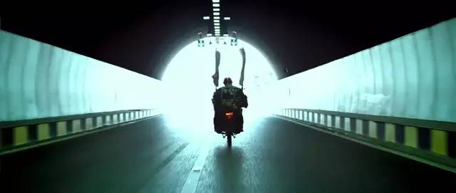 揭露人贩子凶恶的罪行,人贩子被报应的真相