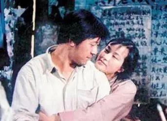 刘晓庆回顾十六年前的逃税案始末,刘晓庆当年欠了多少税款