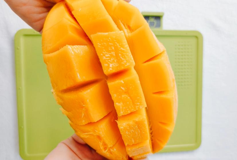 在家就可以做超好吃的杨枝甘露,最简单的杨枝甘露做法不用西米