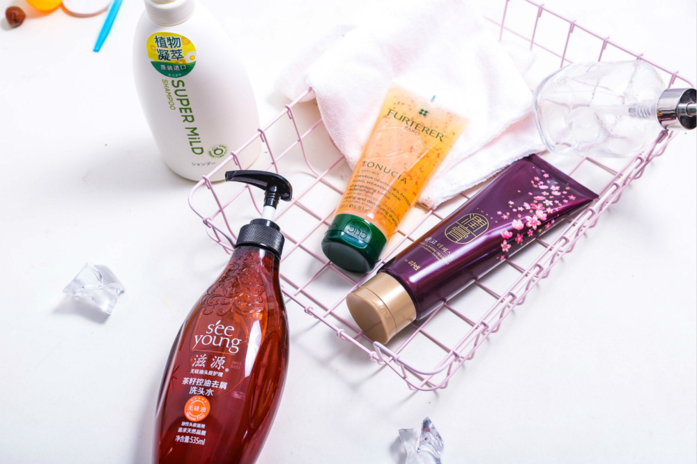 细软塌发质多久洗一次头发,怎样拯救一天就油的头发