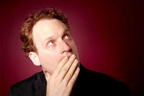 7个小技巧,帮助你“侦测”某人是否在说谎:你的第六感其实很准