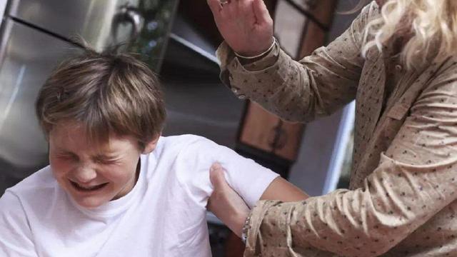 孩子越大越不听话该怎么办,孩子越大越跟父母没话说