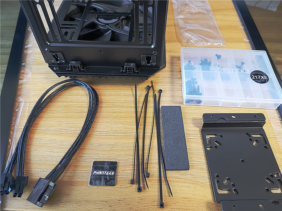 追风者217xe可以装几个硬盘,追风者pk217xe风道解析