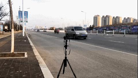 拥有属于自己摇滚的电影—便携式魔爪slypodE电动伸缩摄影杆评测