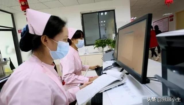 爸爸给儿子起名字护士少写了一笔,父亲给儿子取名宇凡