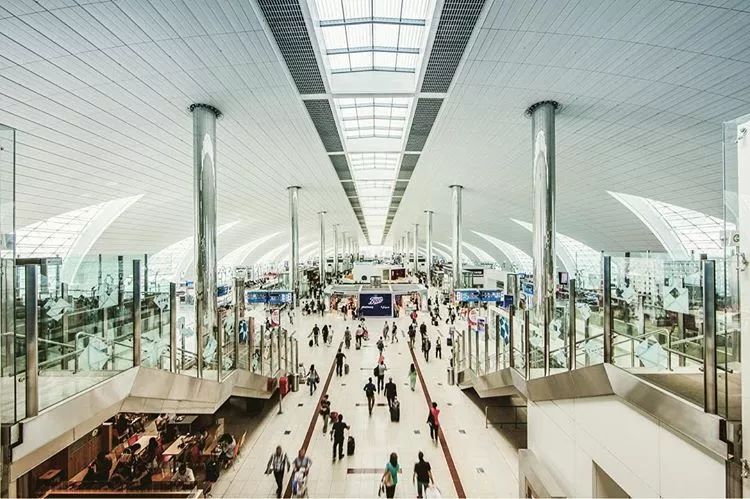 迪拜国际机场的特色,迪拜机场2号航站楼购物攻略