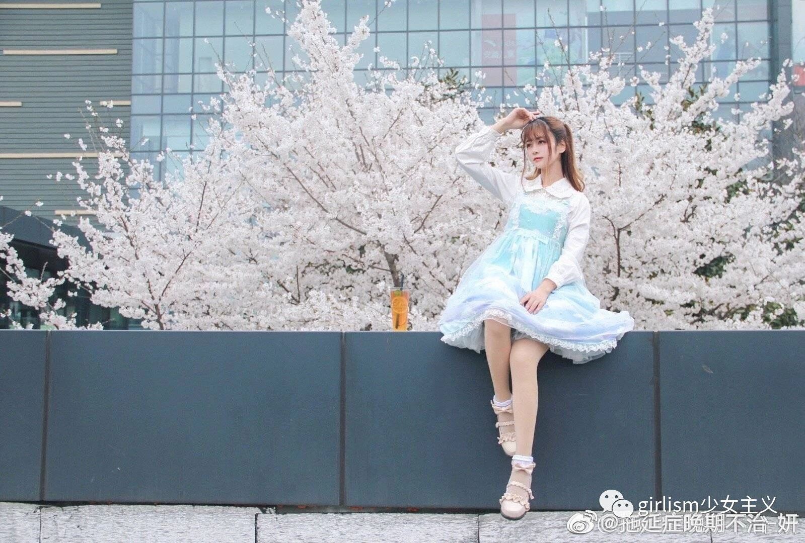 樱花与Lo|春天来了,好想穿上小裙子去赏花啊