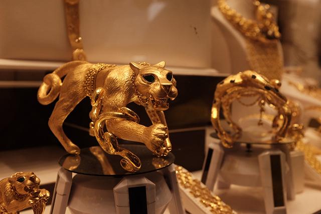 迪拜是人人都是土豪吗,迪拜全都是土豪吗