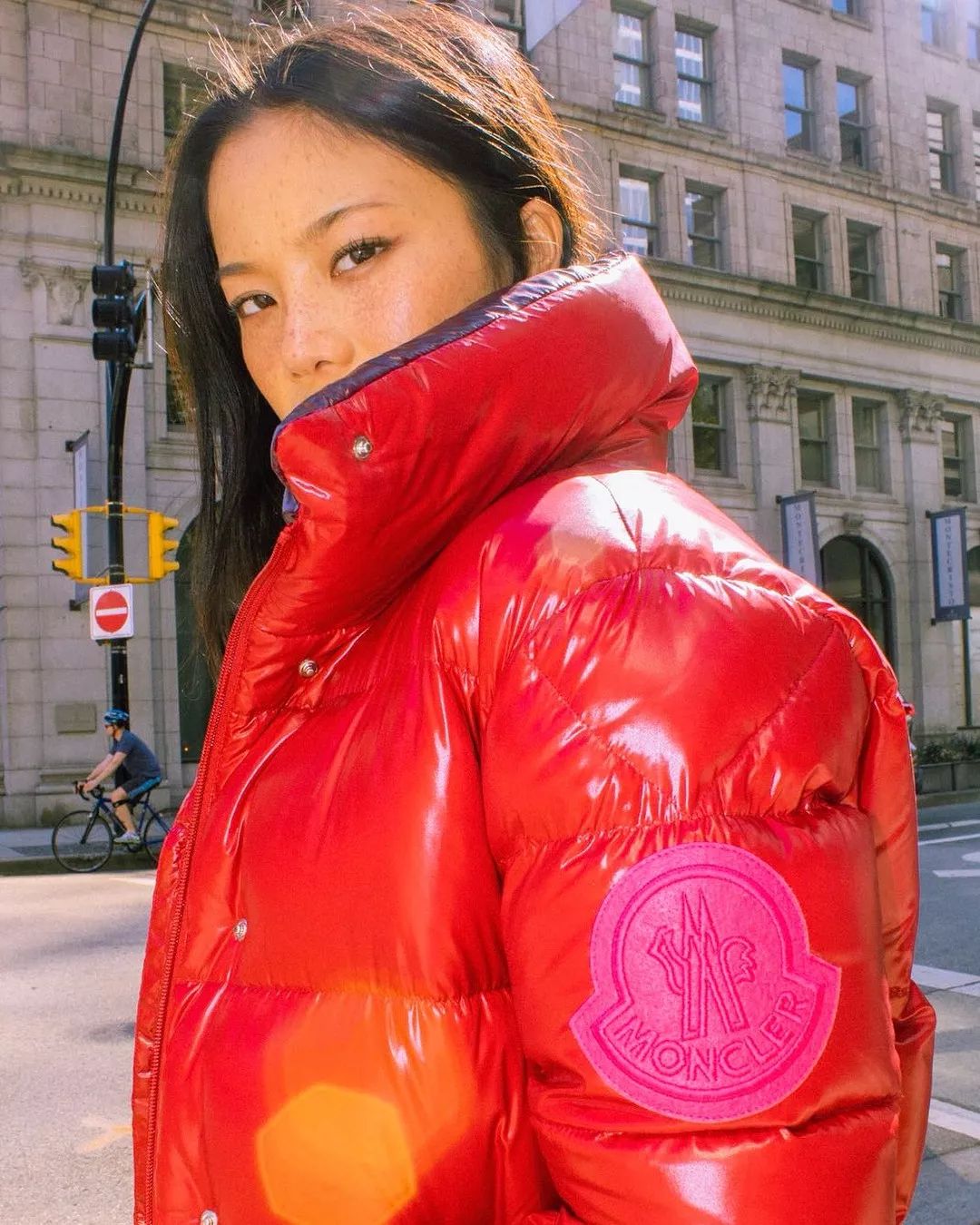 双十一大牌羽绒服打折,双十一购物狂欢节冲锋衣冬