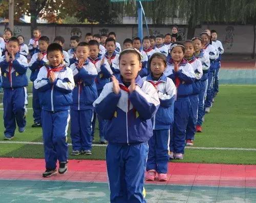 韵律操阳光大课间,凉州区东关小学阳光大课间韵律操