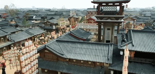 回不去的故乡到不了的远方句子,回不去的故乡到不了远方歌曲