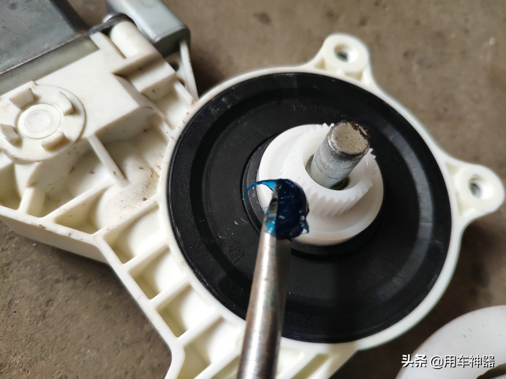 玻璃升降问题维修价格,修理车玻璃升降多少钱