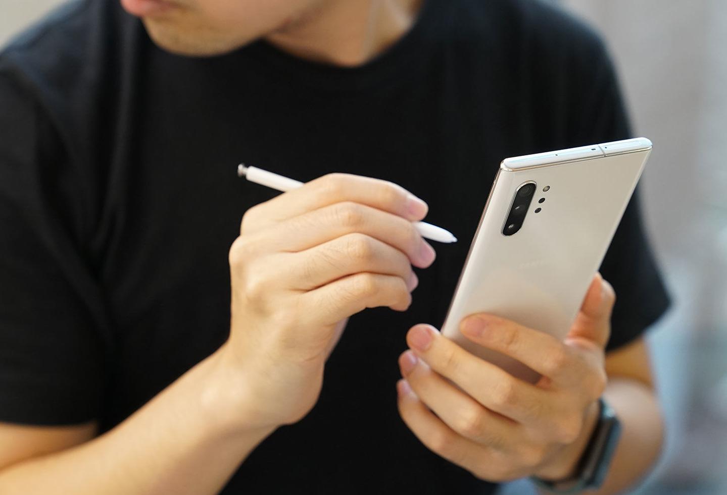 三星note10+现在还值得拥有吗,三星note10+现在能称得上机皇吗