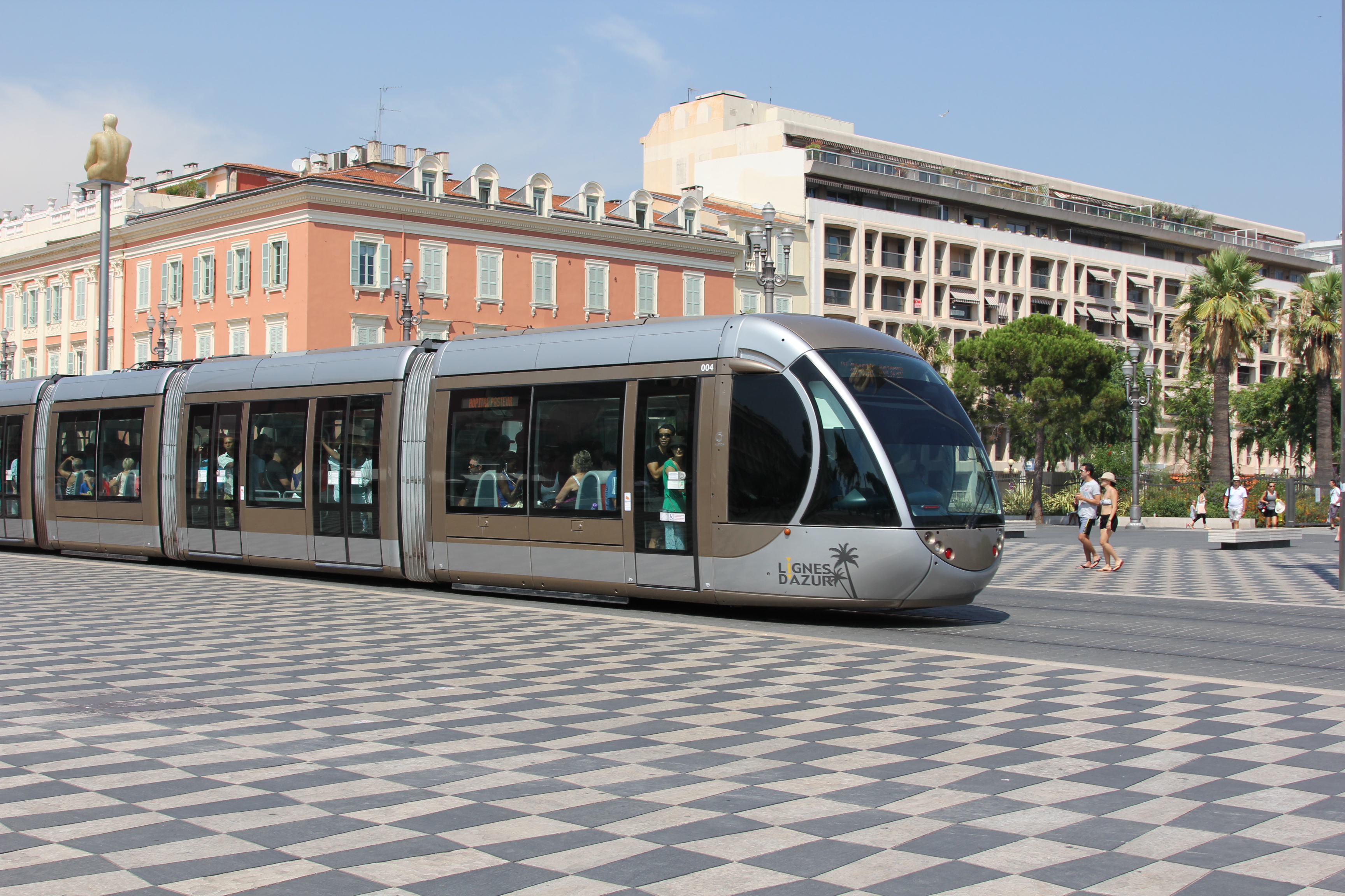 介绍法国尼斯,法国尼斯大区