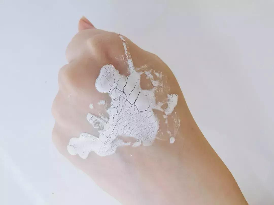 鸡屎、僵尸、磁铁，你见识过这些奇葩面膜吗？