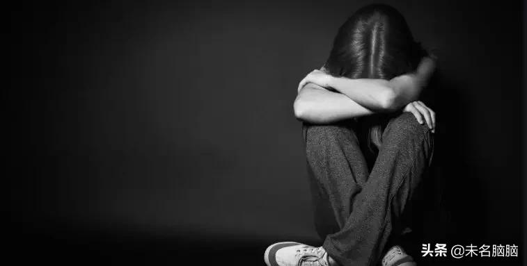 哪些是阿尔茨海默症的风险因素,老年性痴呆阿尔茨海默病病例