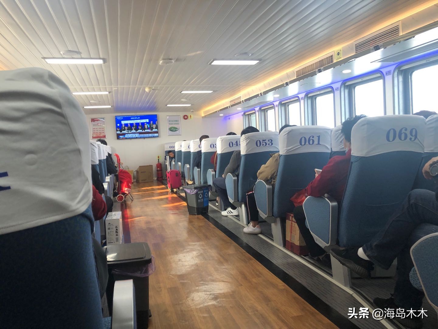 舟山是不是都是小岛组成的,舟山是个岛吗