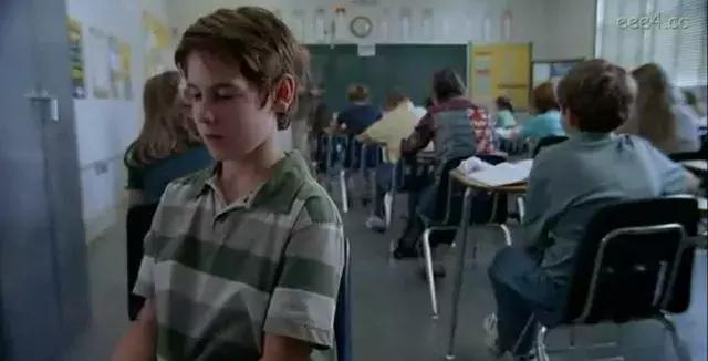 大学生怎样才能月入两万,大二男学生如何月入过两万