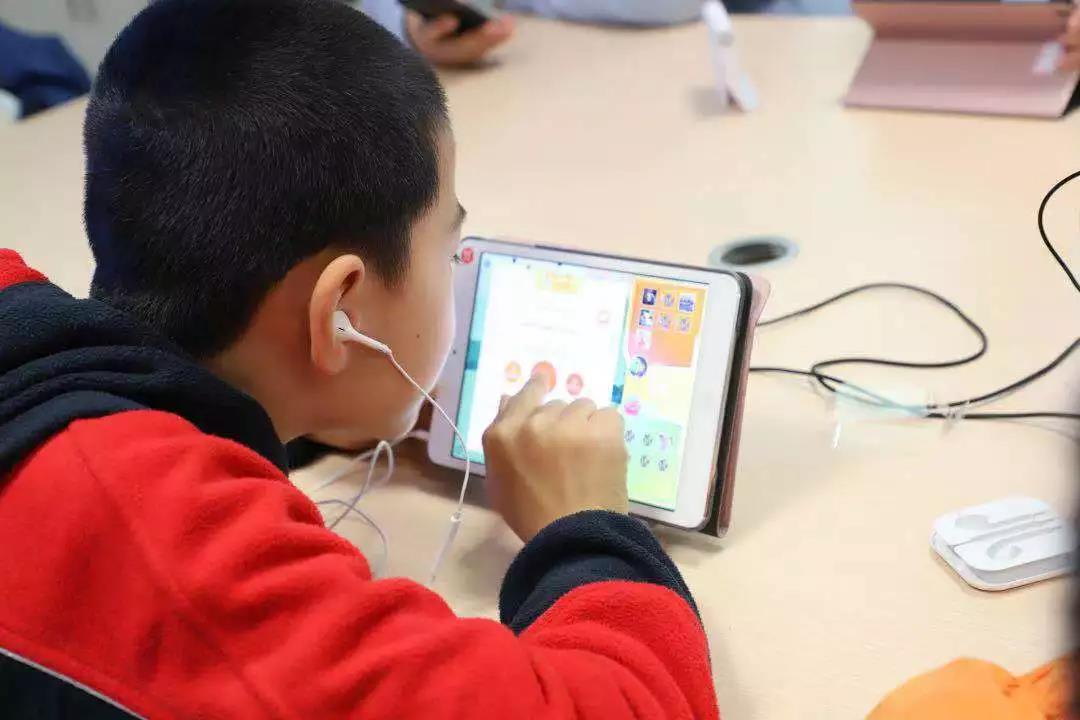 小孩子太任性怎么教导,小孩太任性该怎么教育