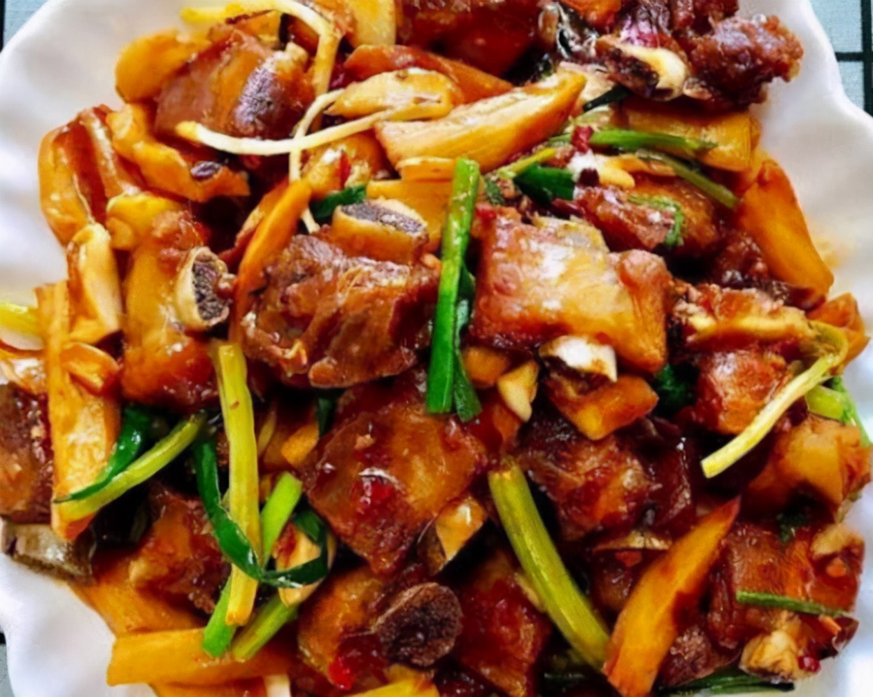 32款精品菜肴推荐荤素搭配合理,几款美味的菜肴味道很好方便易学