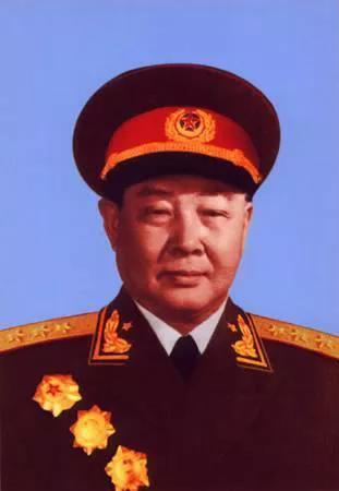 55年授衔时大将和上将哪个级别高,55年授衔中将什么标准