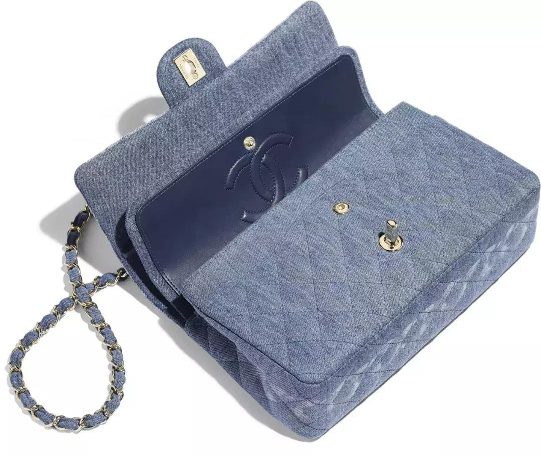 刘雯50个瞬间告诉你,刘雯冬天穿的羽绒服