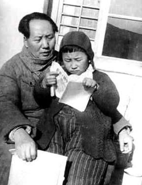 王鹤滨担任毛主席孩子们的家长，李讷为何对其不满：王叔叔不好