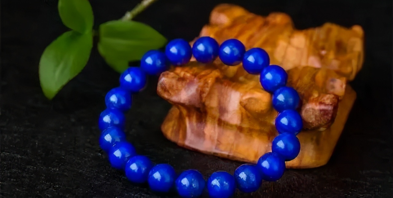 青金石珠链颜色如何搭配,青金石怎么搭才最洋气