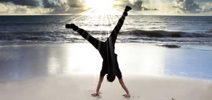 倒立对身体有什么好处,倒立运动对身体有哪些好处呢