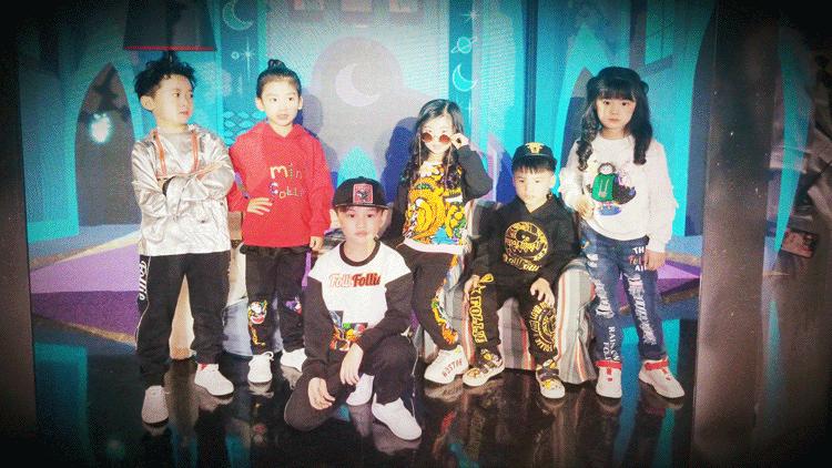 武汉国际广场“魅影弥城”2019秋冬时装周完美落幕