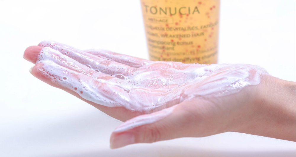 细软塌发质多久洗一次头发,怎样拯救一天就油的头发