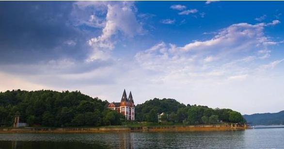 抚州和吉安城市建设对比,吉安在江西未来发展能排第几